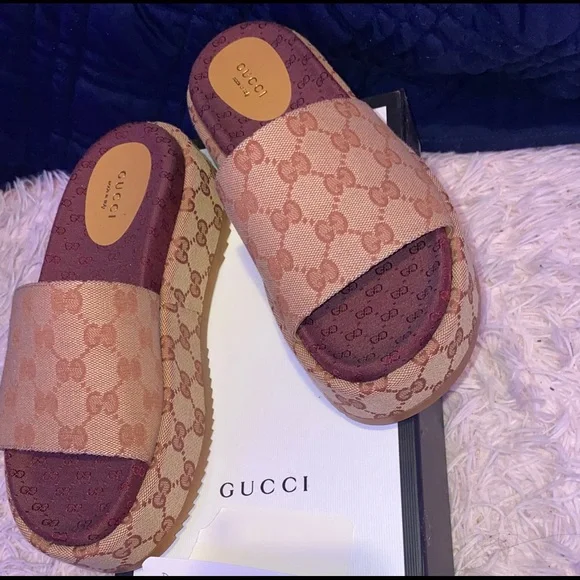 Gucci gg slides. Brand new! Never worn Gucci Monogram Jumbo GG Angelina Platform 55mm Slide Sandals  main image 2